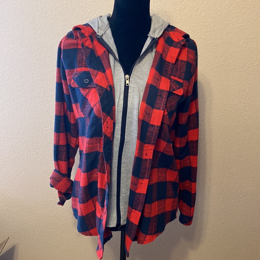 Red/Blue Plaid Long Sleeve Shirt/Hoodie Jacket - Picture 4 of 10